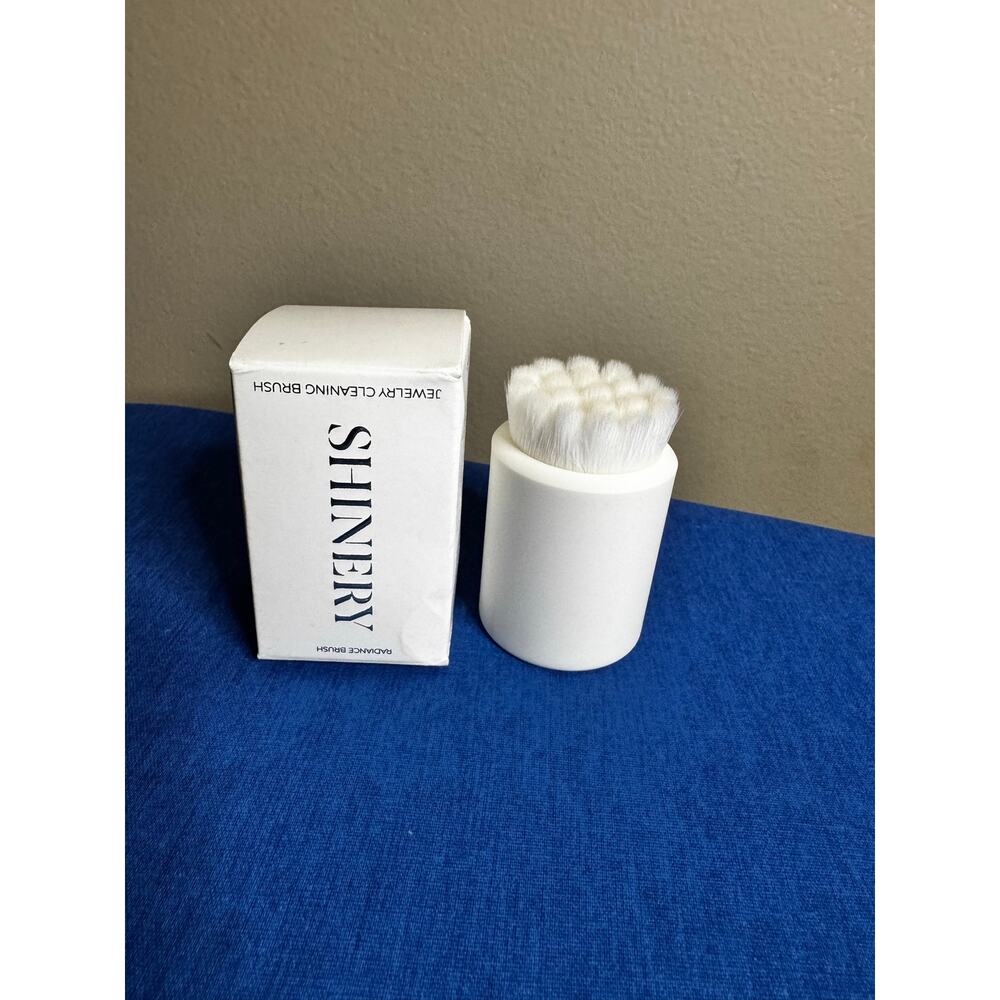NWT Shinery Luxury Jewelry Cleaning Brush